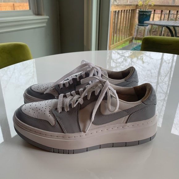 Nike Air Jordan 1 Elevate Wolf Grey - Picture 1 of 4